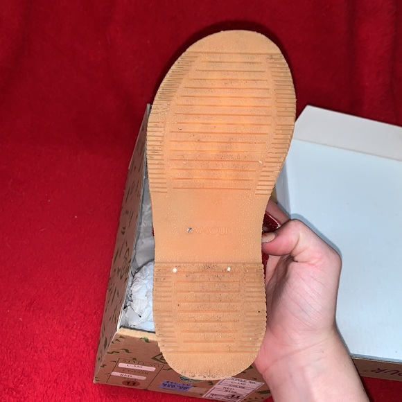 KIDS RED SANDALS - Picture 4 of 4